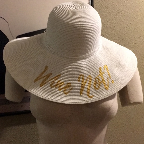 Meet your Posher, Deborah - Picture 5 of 5